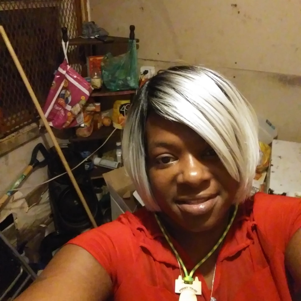 Meet your Posher, Marcia